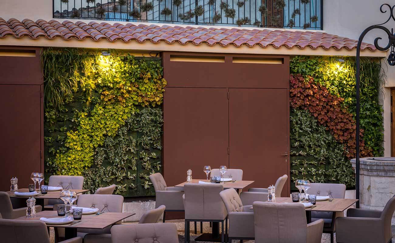 gemütliches Restaurant mit Terrasse in Muro