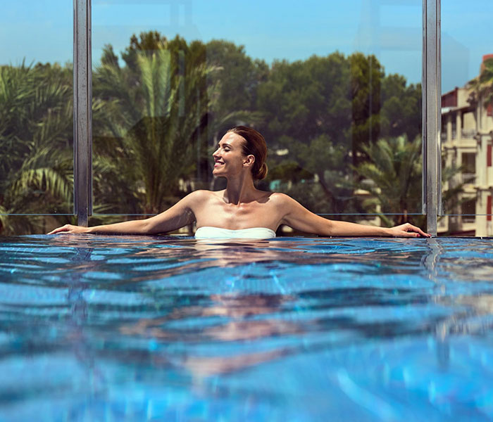 pool zafiro hotels
